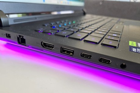 asus-rog-strix-scar-2025-test-09