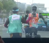 Un semi-marathon pas comme les autres a eu lieu à Pékin : 21 robots humanoïdes ont couru 21 km