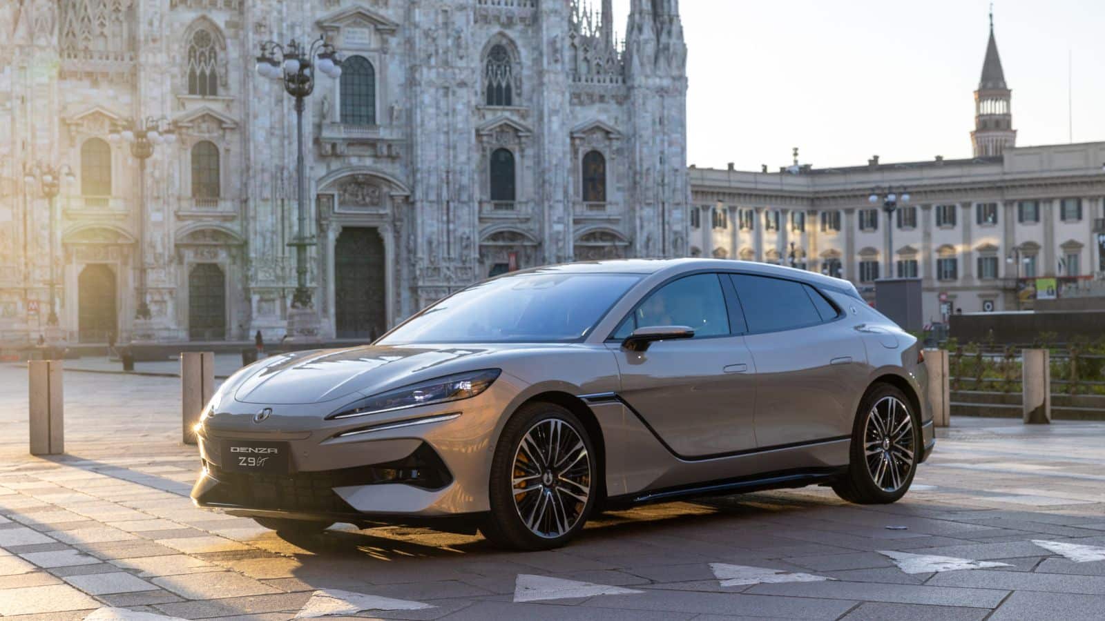 La recharge Â« aussi rapide quâ€™un plein dâ€™essence Â» de BYD arrive en France Ã ...