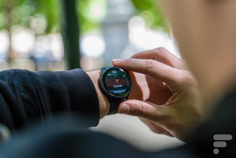 La Garmin Vivoactive 6 intègre un suivi GPS autonome