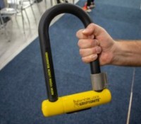 « 30 % des français se sont déjà fait voler leur vélo » : cette étude prouve l’intérêt des trackers GPS