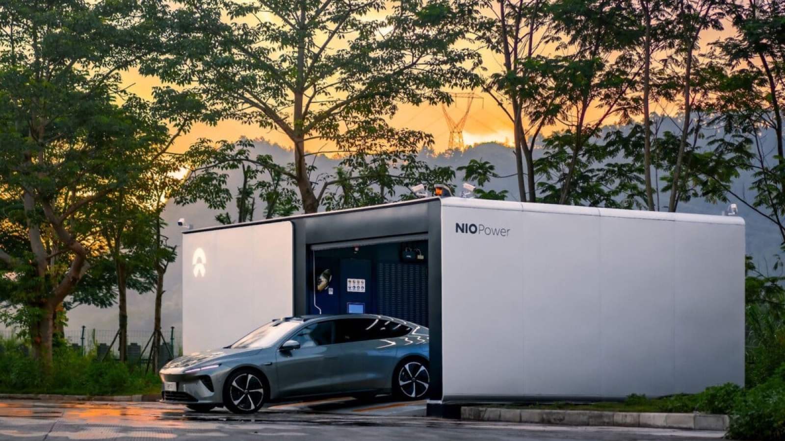 5分停止：これらの10台の電気自動車に到着する超高速の「リチャージ」