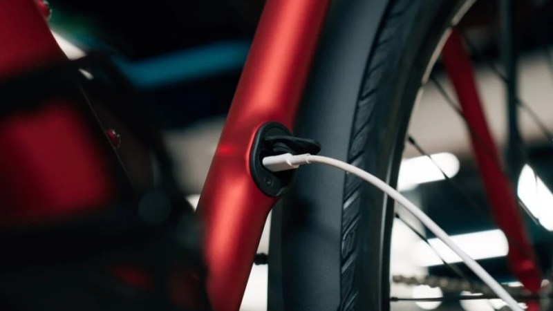 Vélo électrique en USB-C, vélo pliant français et réglage automatique : voici 3 produits marquants récompensés à l’Eurobike 2025