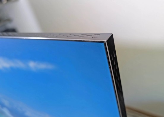 Samsung 65QN990F // Source : Sylvain Pichot / Frandroid