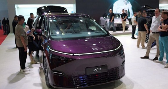 À bord du Xpeng X9 : quand la Chine ressuscite l’esprit de la Renault Espace originelle