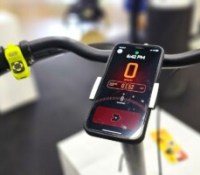 GPS, alerte SOS, stationnement vélo : on a essayé et adoré ce module connecté pour vélo