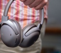 Le JBL Tour One M3 possède une finition premium