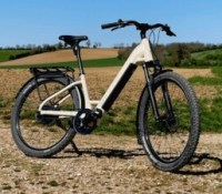 Avec son freinage régénératif, ce nouveau VTC électrique français veut casser les codes