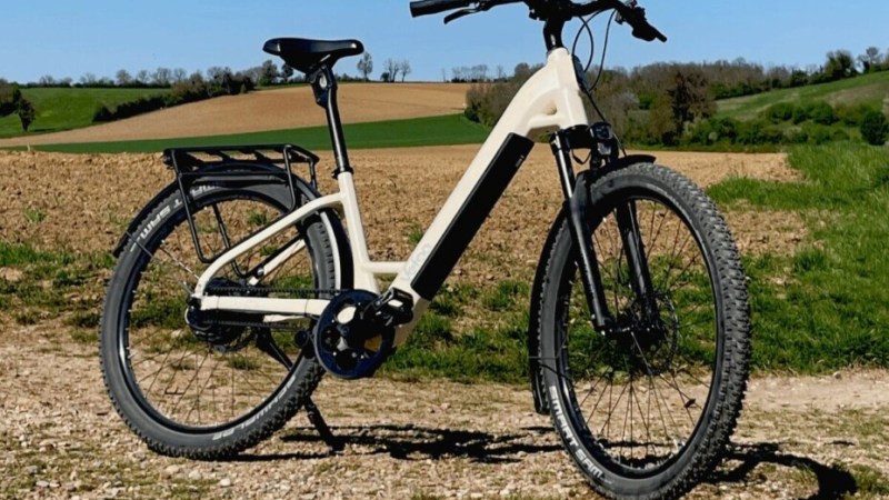 Avec son freinage régénératif, ce nouveau VTC électrique français veut casser les codes Avec son freinage régénératif, ce nouveau VTC électrique français veut casser les codes