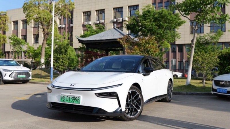 On a roulé avec la Xpeng P7+, une Tesla Model S pour le prix d’une Model 3