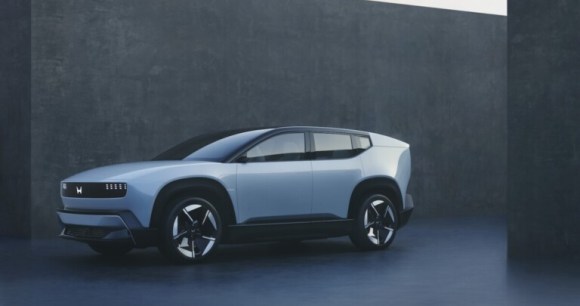 18,4 milliards d’euros en moins : ce géant japonais de l’automobile fait une grosse marche arrière sur la voiture électrique