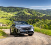 On a essayé la Peugeot 3008 Dual Motor électrique, la version 4×4 du SUV français