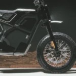 La faillite des batteries européennes, la moto électrique de Peugeot et les voitures Stellantis sous Android – Le récap’ Survoltés