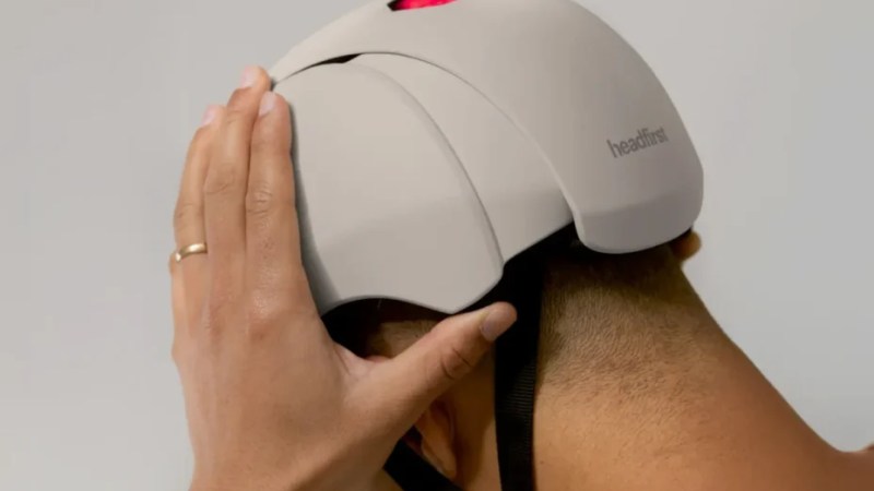 Ce casque vélo reprend sa forme après une déformation : comment ça marche et pour quels avantages ?