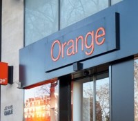 Fibre optique : pourquoi Orange se fait taper sur les doigts par l’Arcep