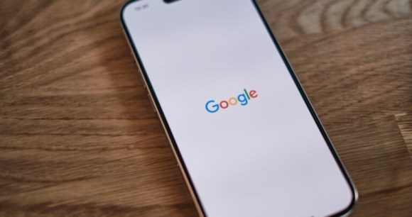 L’application iOS de Google décode enfin les textes juridiques et scientifiques pour les rendre compréhensibles