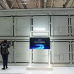 « Recharger 150 voitures électriques »  : cette batterie XXL pourrait enfin résoudre le plus grand défi des panneaux solaires