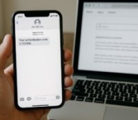 Utilisez-vous la double authentification par SMS ? Par e-mail ?