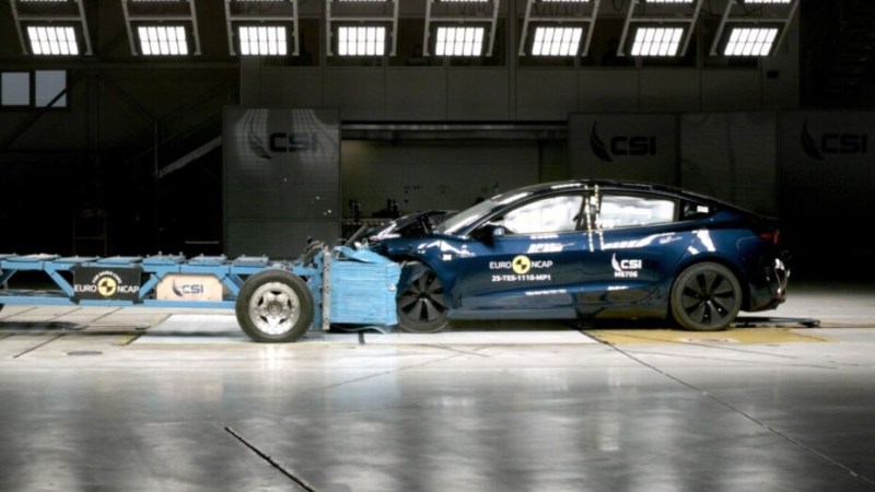 Tesla confirme sa supériorité en cas d’accident, la preuve avec ce crash-test Tesla confirme sa supériorité en cas d’accident, la preuve avec ce crash-test
