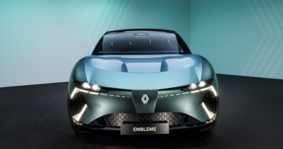 On a demandé à 12 experts comment rendre une voiture électrique encore plus propre : voici leurs solutions