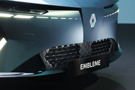 Renault Emblème // Source : Renault / DPPI