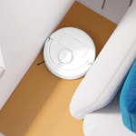Voici un nouveau robot aspirateur-laveur très compact qui ne fait pourtant aucun compromis