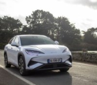 « Ils ont trouvé une porte dérobée » : voici comment les chinois contournent les droits de douanes sur les voitures électriques