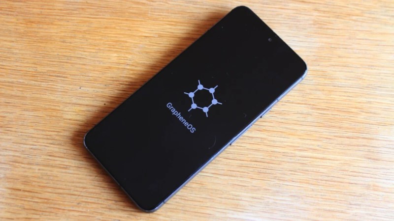 Motorola annonce un partenariat avec GrapheneOS pour des futurs smartphones ultra-sécurisés