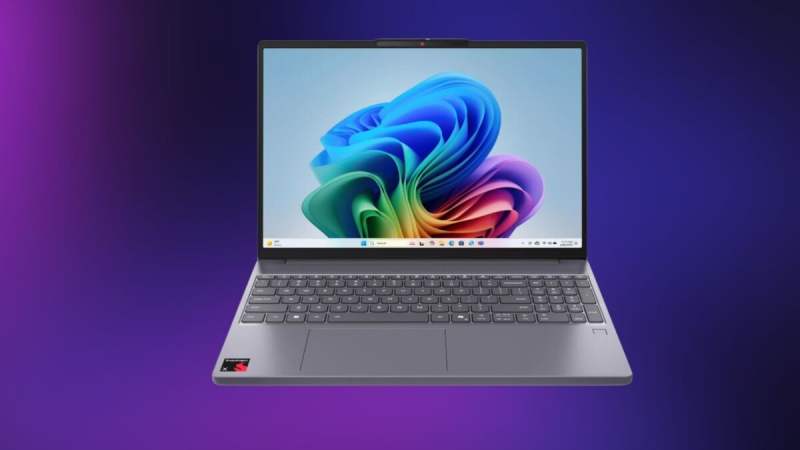 Malgré la hausse des prix de la mémoire et du stockage, ce laptop OLED avec 24 Go de RAM et SSD de 1 To ne dépasse pas 800&nbsp;€