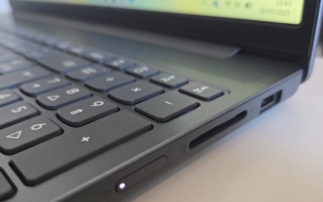 lenovo-ideapad-slim-3x-test-07