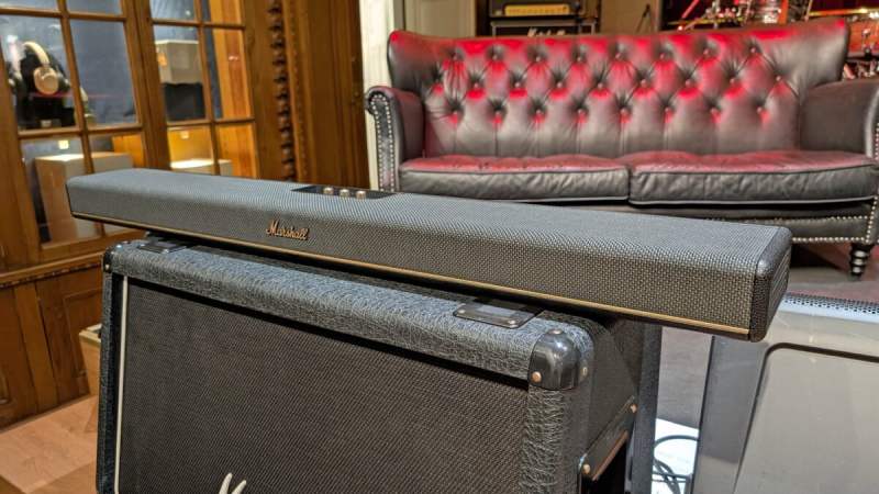 La première barre de son Dolby Atmos par Marshall, la Heston 120, notée 8/10, connait sa première baisse de prix
