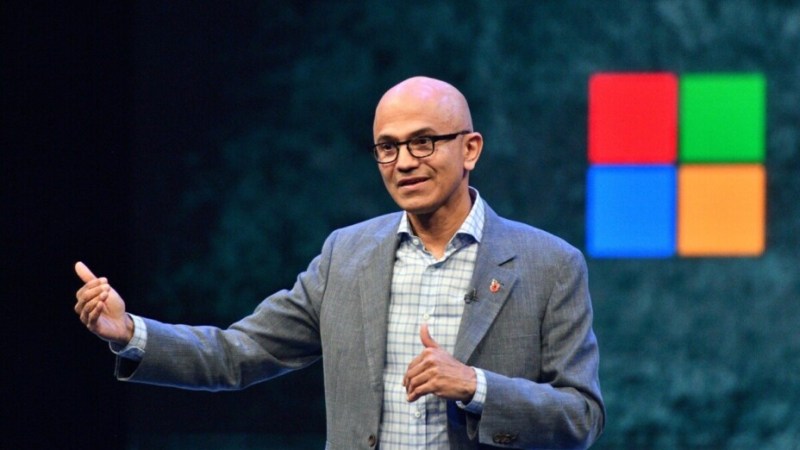 Microsoft : Satya Nadella aime tellement l’IA qu’elle remplace ses contacts humains