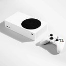 Malgré la hausse de prix, ce pack Xbox Series S avec 2 manettes est une bonne affaire