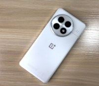 OnePlus 13 : la version 512 Go de ce récent smartphone premium n’a jamais été aussi peu cher sur Amazon