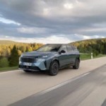 Peugeot réduit de 10 000 € le prix de la 5008 électrique grâce à cette petite astuce