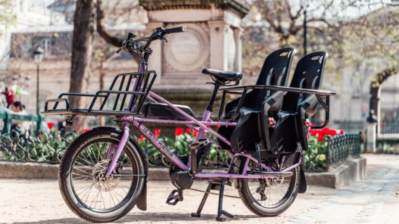 On a testé Le Petit Porteur Longtail : un vélo électrique durable pour les passionnés du cycle