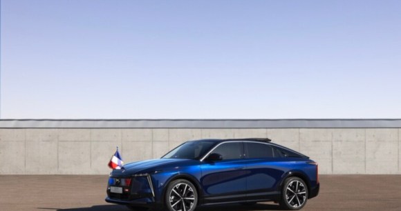 Voici la première voiture électrique d’un Président de la République en France
