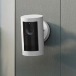 Amazon baisse déjà de 30 % le prix de sa nouvelle caméra Ring pour l’extérieur qui filme en 2K