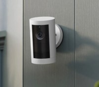 Amazon baisse déjà de 30 % le prix de sa nouvelle caméra Ring pour l’extérieur qui filme en 2K