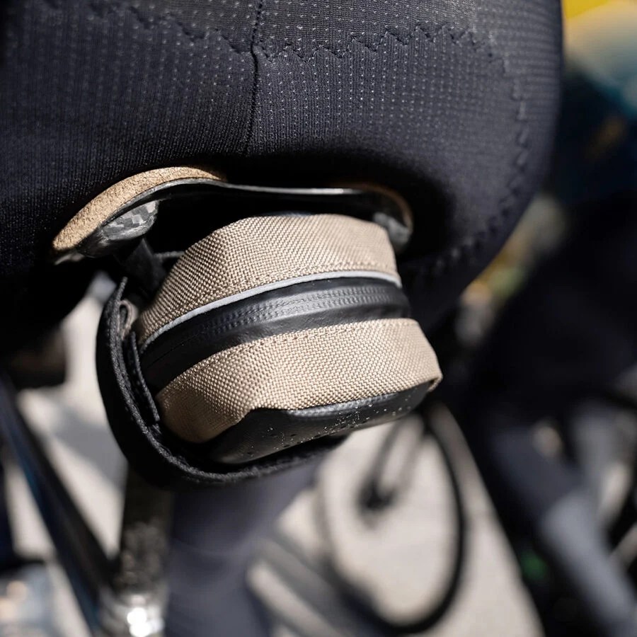 sacoche-selle-outils-velo-route-gravel-route-vtt-900x900