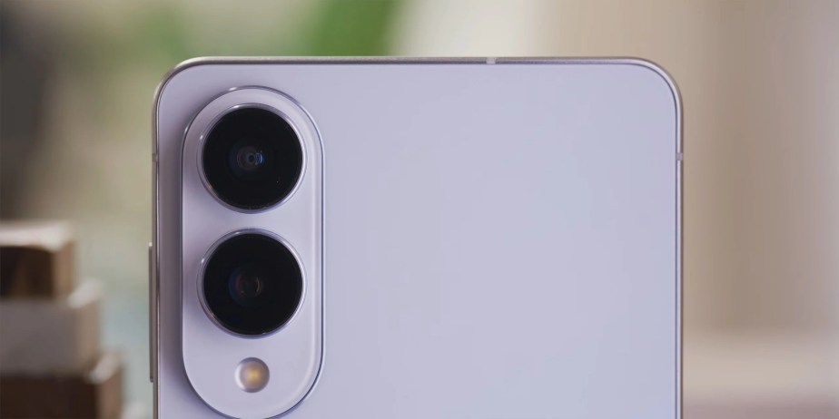 Samsung Galaxy S25 Edge Impressions_ Nobody Asked! 1-29 screenshot