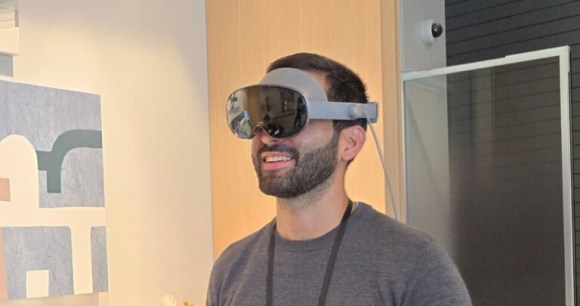 Le Samsung Project Moohan sur la tête // Source : Frandroid