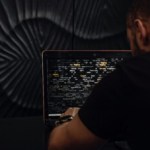 Une gigantesque base de données pirate contenant des identifiants bancaires, Facebook et Microsoft s’est baladée sur le web