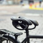 La fameuse selle vélo scindée en deux qui veut révolutionner votre confort se lance dans le grand bain