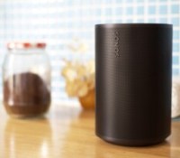 Sonos Era 100 : la remplaçante efficace de l’enceinte Sonos One est à -30 % chez la Fnac et Darty