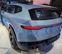 C’est historique : Volkswagen produit sa première voiture électrique qui fait table rase du passé