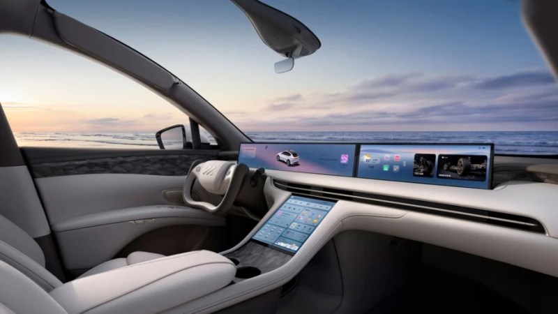 « Châssis lézard » et 700 km d’autonomie pour cette voiture électrique qui devrait bientôt arriver en Europe