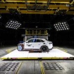 On a vu comment Porsche maltraite ses voitures électriques pour les rendre plus sûres que les thermiques