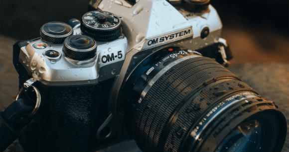 L'OM System OM-5 Mark II // Source : OM System