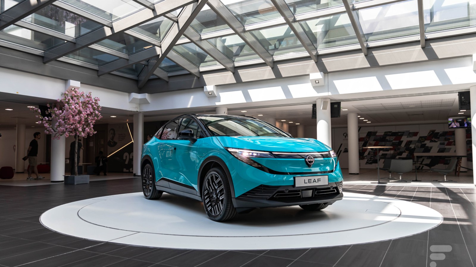 Nissan Leaf : lâ€™ancienne voiture Ã©lectrique la plus vendue dans le monde mise KO par une...